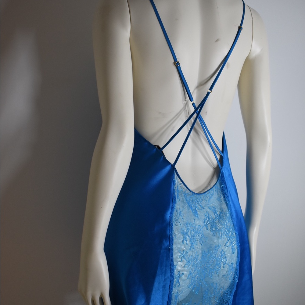 Vintage Victoria Secret Slip Dress - Picture 4 of 9